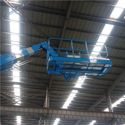 رافعات مفصلية كهربائية متداخلة